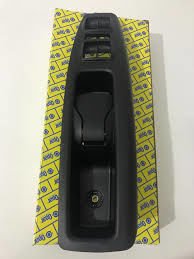 Fiat Doblo 2010 Sonrası Sol Ön Cam Açma Çerçevesi ( Dörtlü ) Orjinal Opar 735519882