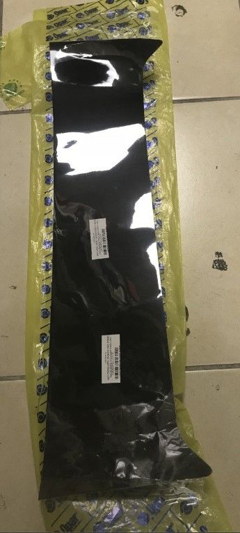 Fiat Doblo 2010 Sonrası Kapı Direk Bandı Sol Arkanın Önü ( Elektrikli Cam Olmayan ) Orijinal Opar Marka 735498062