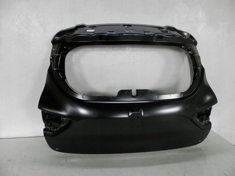 Renault Clio 4 Arka Bagaj Kapağı İthal Marka 901009631R
