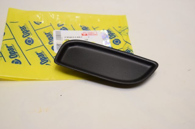 Fiat Egea Kapı Döşemesi Yan Tapası Orijinal Opar 735631467