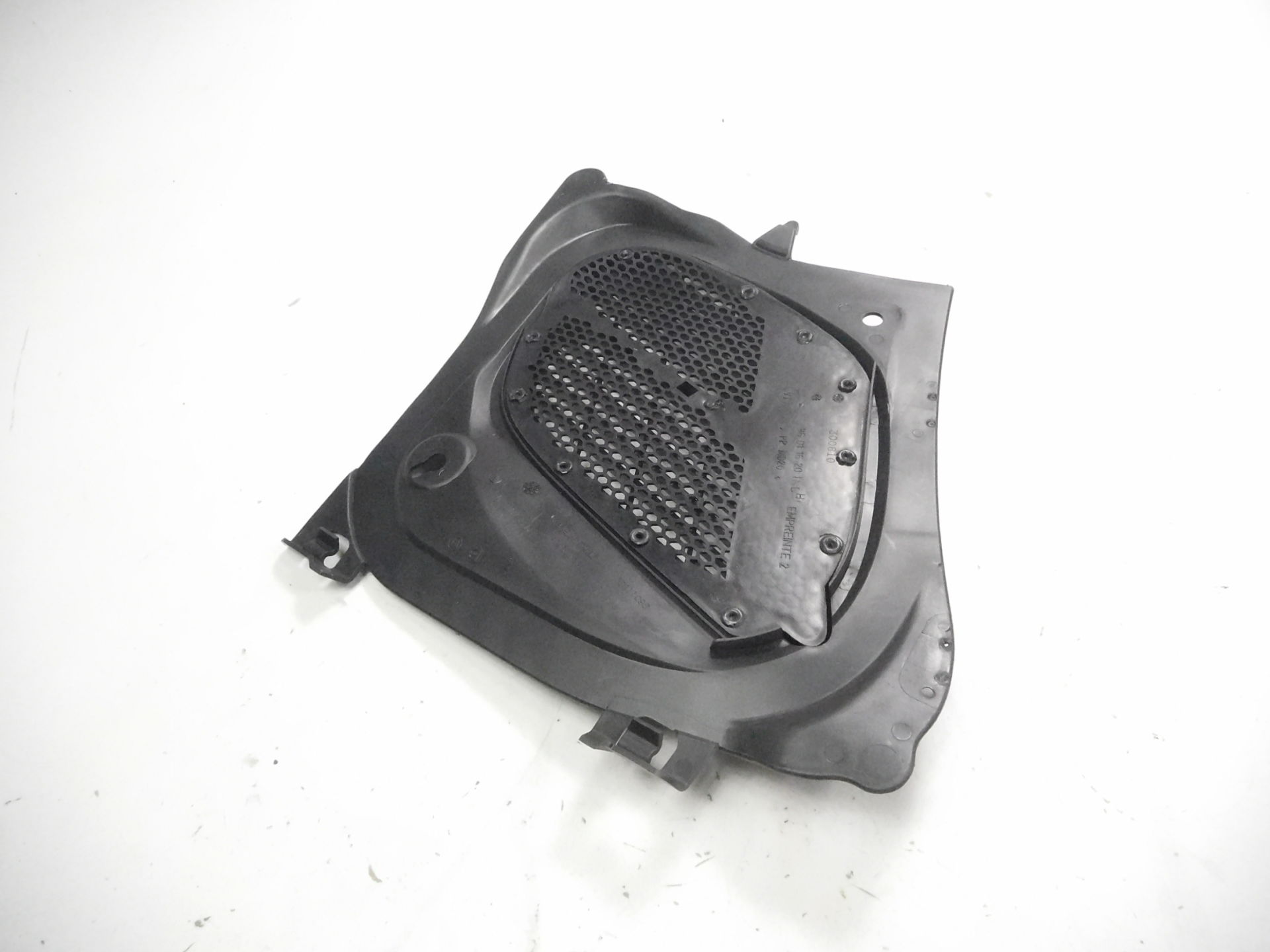 Peugeot 206 Motor Kaput Havalandırma Bakaliti Psa Marka 8251.S8