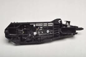 Peugeot 3008 Sağ Ön Kapı Kolu Bağlantı Kaliperi Psa Marka 9849924580