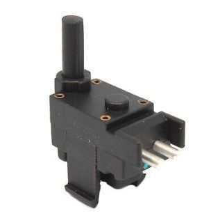 Mercedes W124 Geri Vites Lamba Anahtarı  Orijinal Mercedes A2015450014