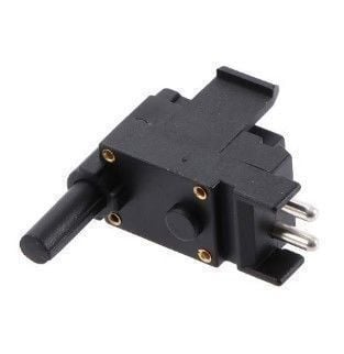 Mercedes W638 Geri Vites Lamba Anahtarı  Swag  Marka   A2015450014