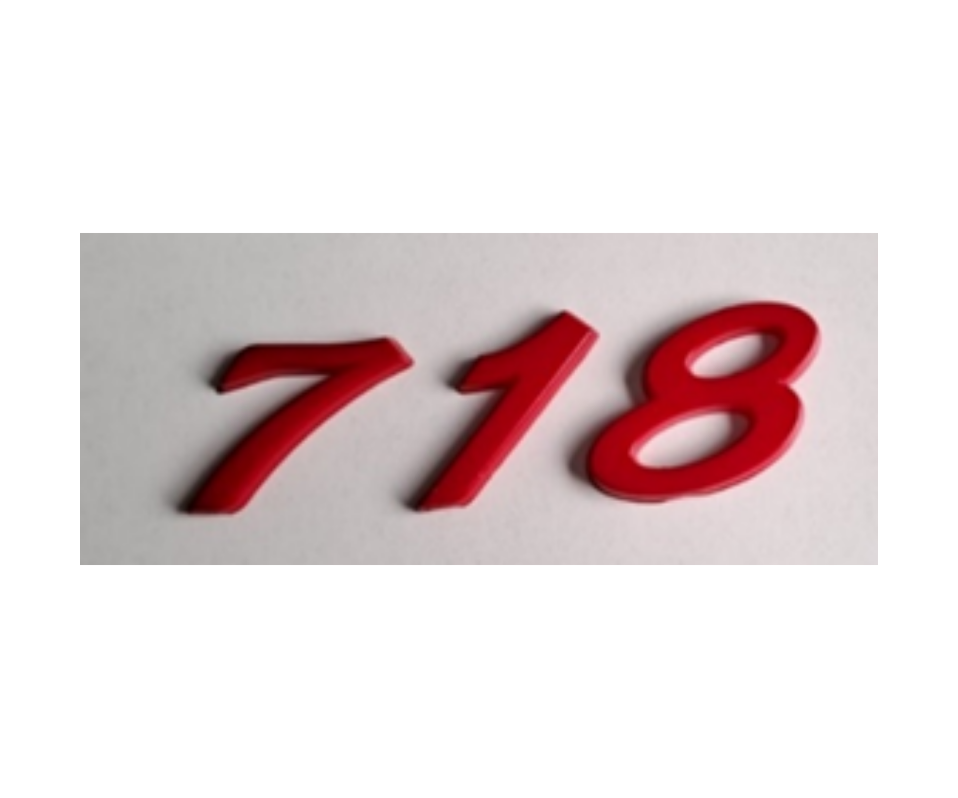 Porsche 718 Yazısı Kırmızı İthal Marka 982853675B