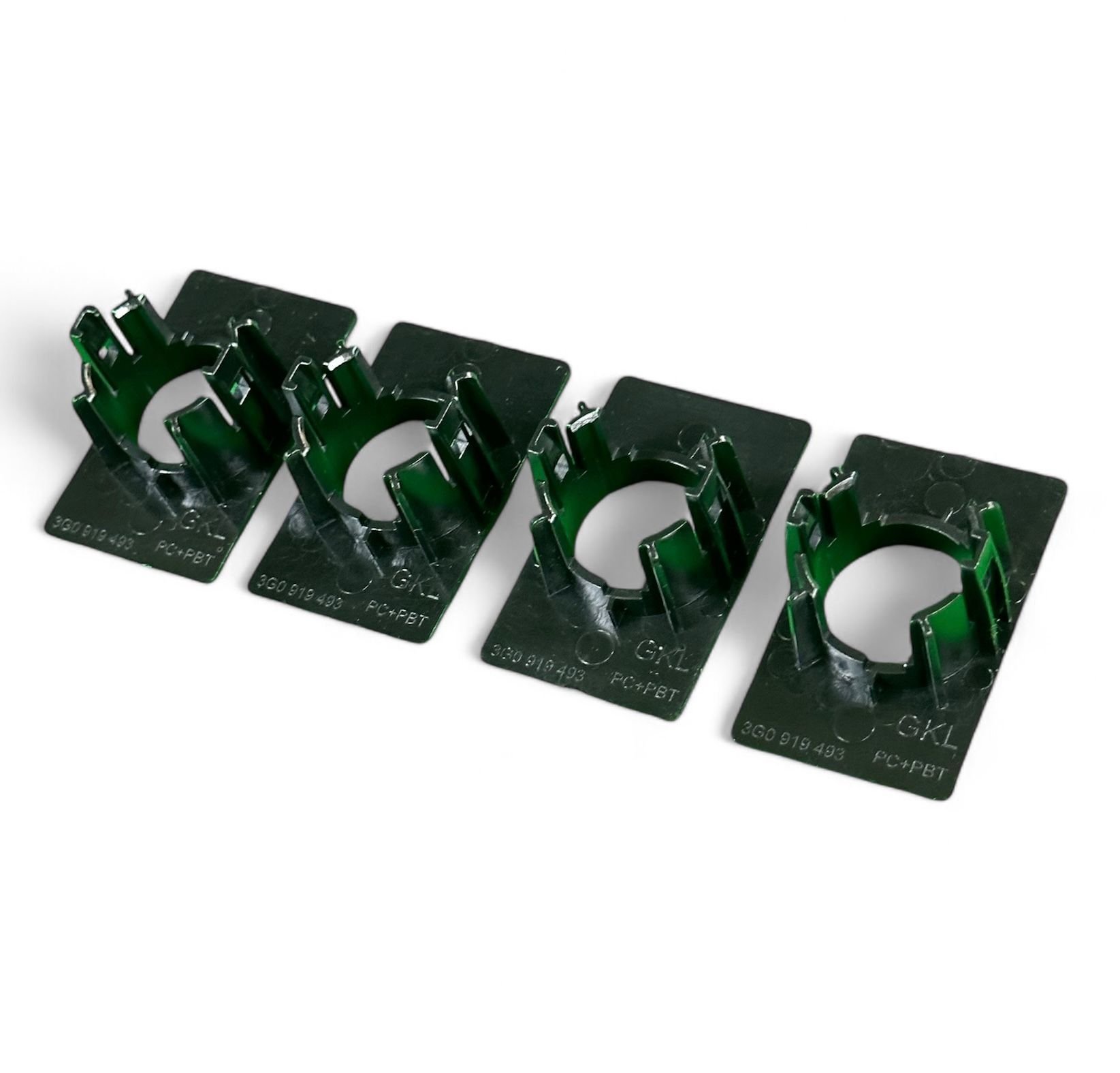 Volswagen Passat 2015 Sonrası Ön Park Sensör Yuva Seti Gkl Marka 3G0919492