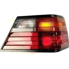 Mercedes Benz W124 Kasa Sağ Arka Stop Lambası Füme İthal Marka
