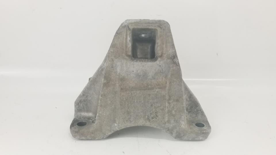 Bmw 5 Seri F10 LCI Kasa Motor Kulağı Sağ Bmw Orijinal Marka 22116793004