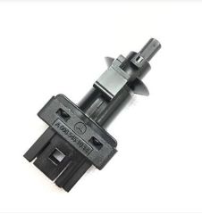 Mercedes W115 Debriyaj Pedal Müşürü Fae Marka A0065451014