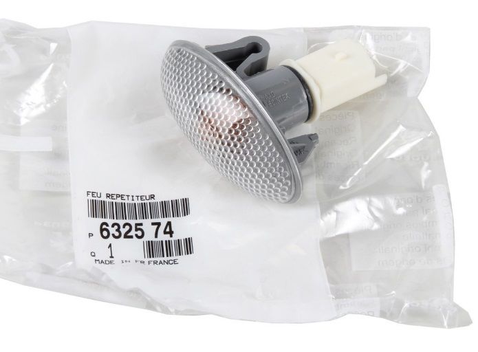 Citroen C2 Çamurluk Sinyali Buzlu Tip Psa Marka 6325.74