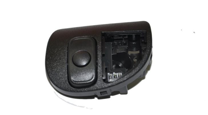 Fiat Egea  2017 Sonrası Sağ Direksiyon Simidi Alt Butonu Orijinal Opar Marka 735709243