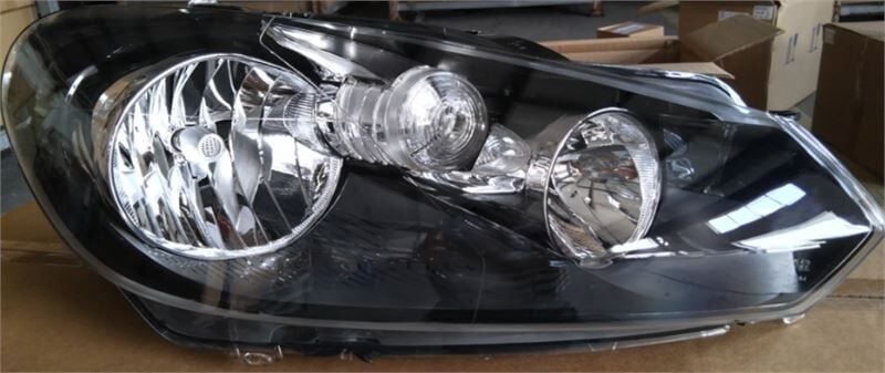 Volkswagen Golf 6 Ön Sol Far İthal Marka 5K1941005L