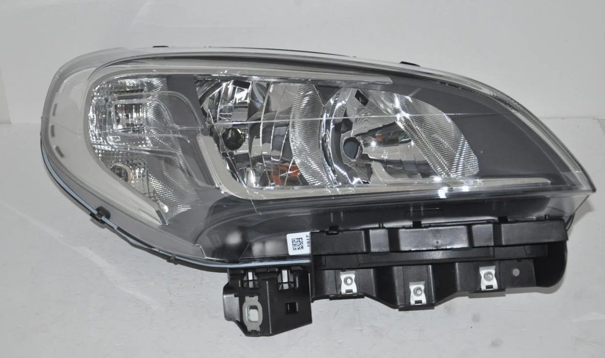 Fiat Doblo 2015 Sonrası Sol Far ( Krom Çerçeveli ) Orijinal Opar Marka 52109259