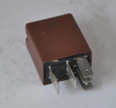 Fiat Bravo Sigorta Kutu + Klima Rolesi Orijinal Opar Marka 11130088