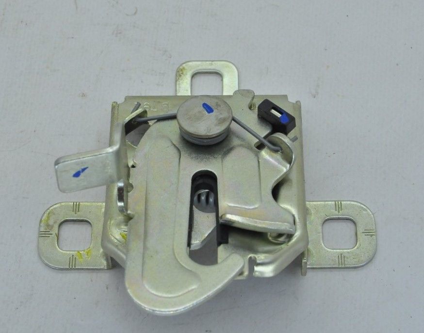 Fiat Doblo 2006-2010 Arası Motor Kaput Kilidi Orijinal Opar Marka 51978732