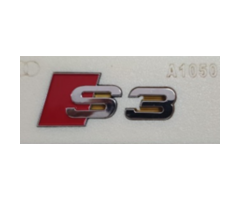 Audi S3 Krom - Kırmızı İthal Marka 8Y0071804